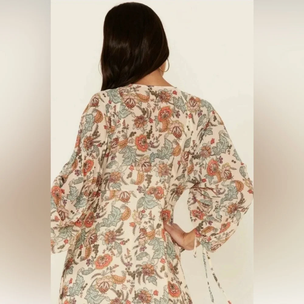 ☮️ Free People; BEAUTIFUL & Romantic “Earthfolk” Floral Maxi Dress in Sz. Small! - Picture 4 of 16